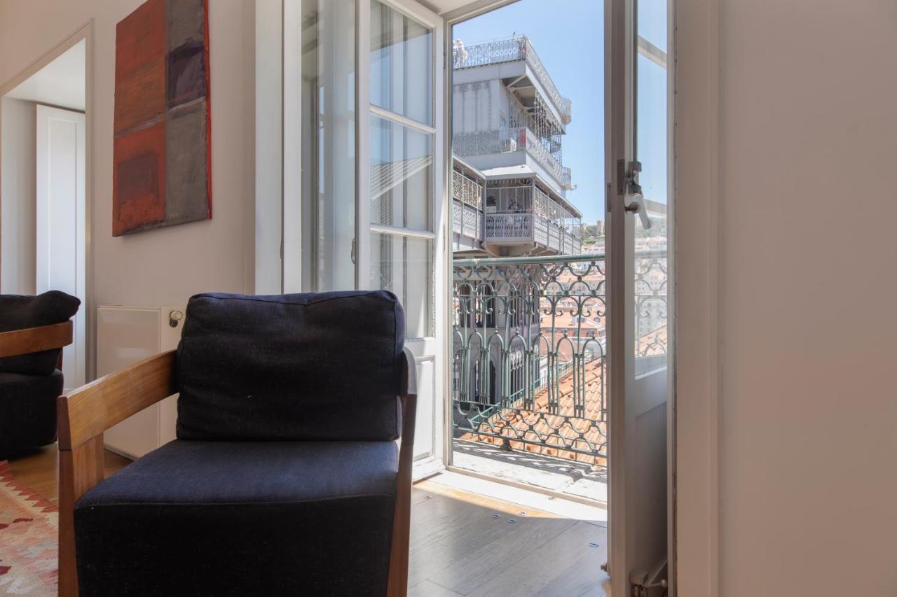 Downtown Apartment Santa Justa Lisbon Exterior photo