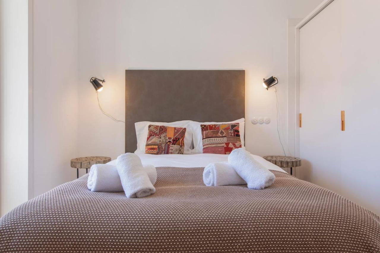 Downtown Apartment Santa Justa Lisbon Exterior photo